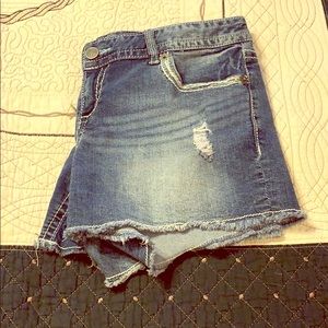 Maurices shorts 9/10 regular
